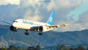 Aterrizaje de avión dreamliner, boeing 787 de Air Europa