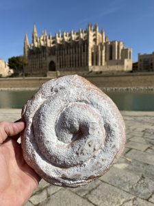 Vuela a Mallorca y disfruta de su repostería